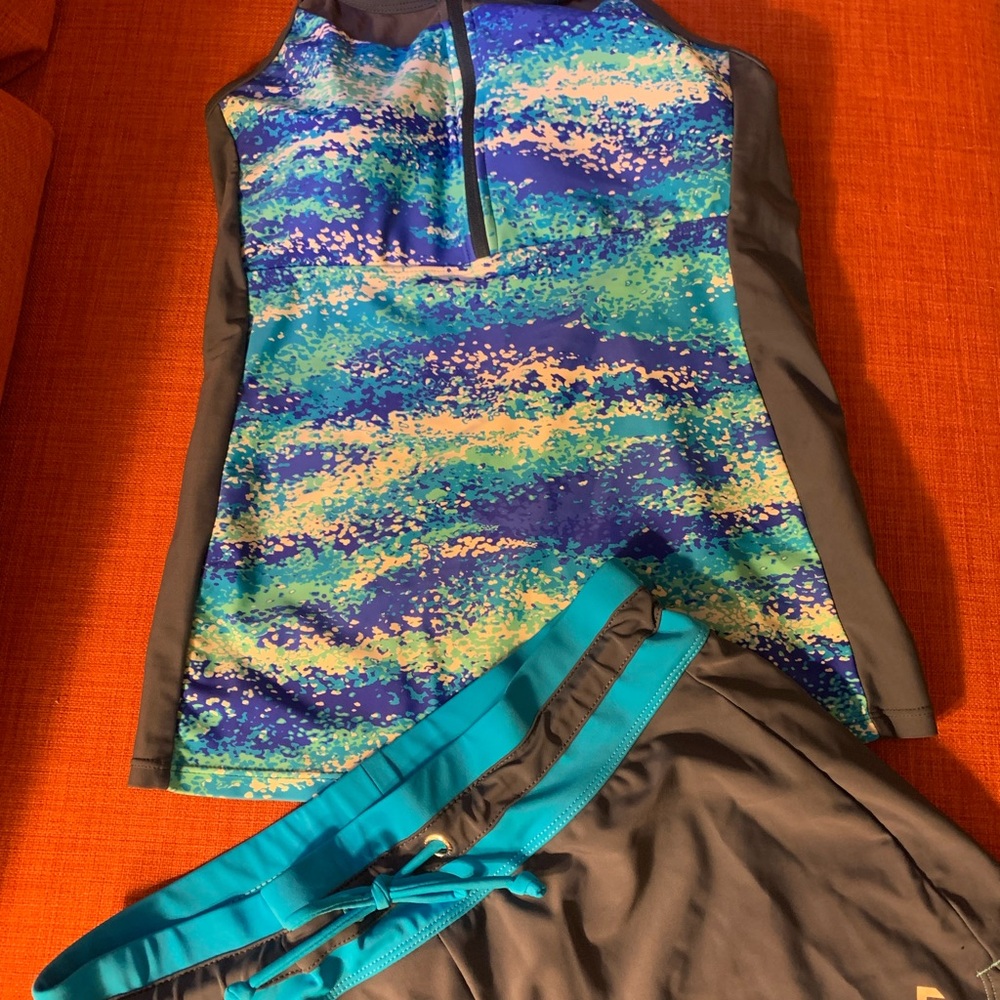 Free Country Blue and Green Women's Swim Two-Piece Tankini w/shorts